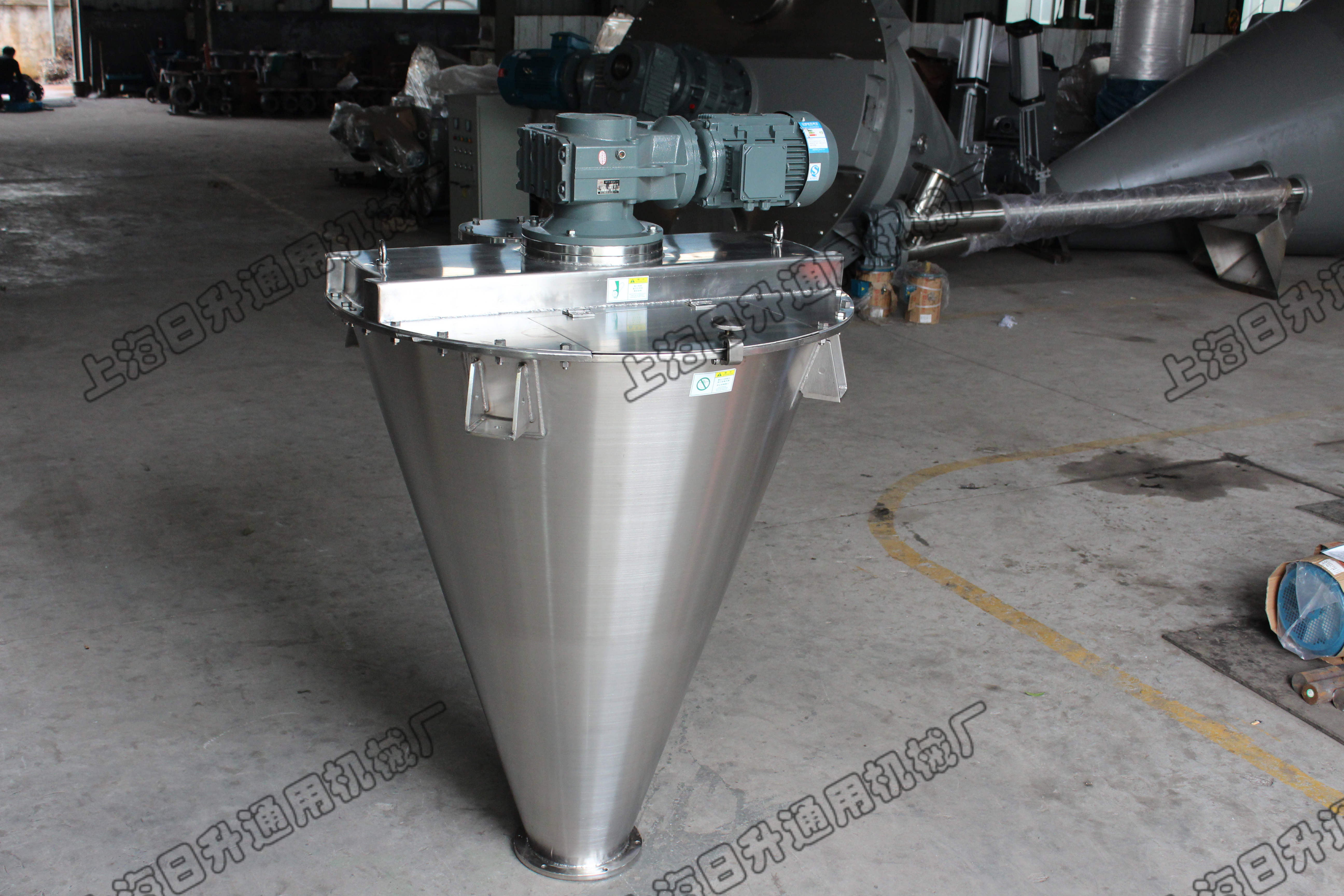 0.5m3多角變距混合機,用于咖啡粉的混合